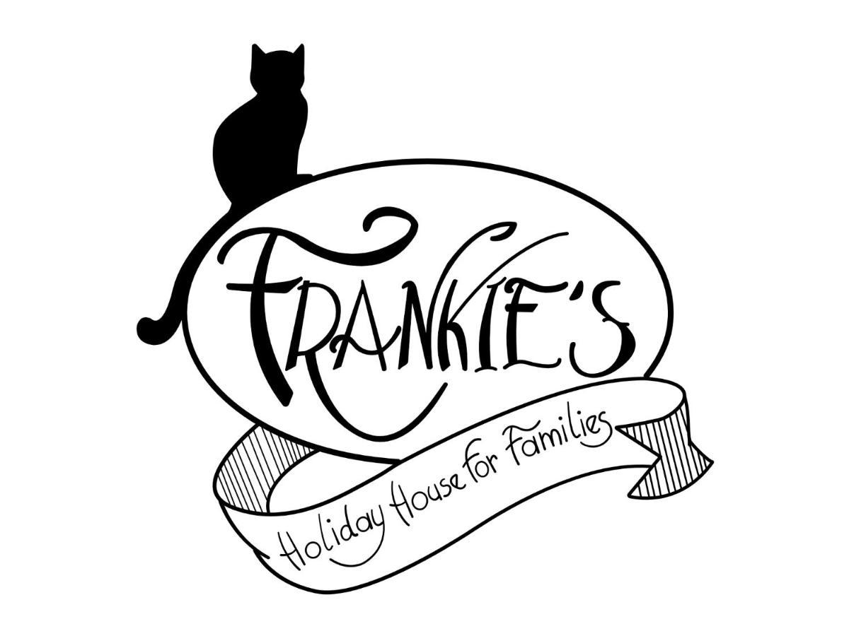 希法Frankie'S House住宿加早餐旅馆 外观 照片